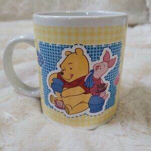 Disney Houston Harvest Winnie the Pooh & Piglet Yellow Gingham Mug Coffee Tea